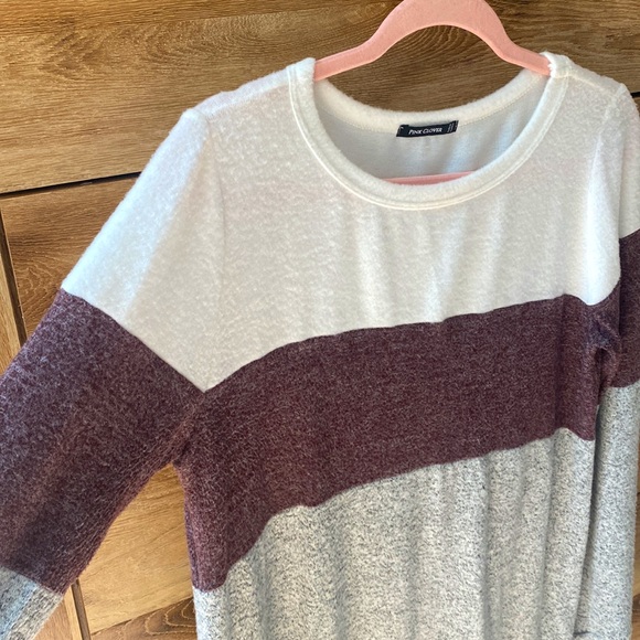 Pink Clover - Ameya Brushed Knit Top - Grey - Medium - Picture 3 of 5
